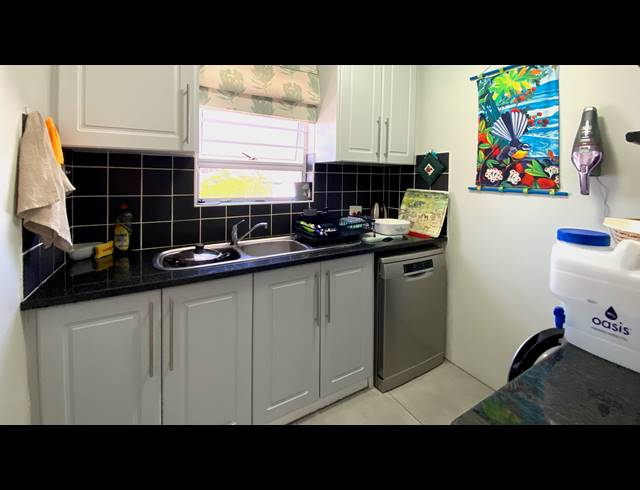 3 BEDROOM HOUSE FOR SALE IN PORT OWEN